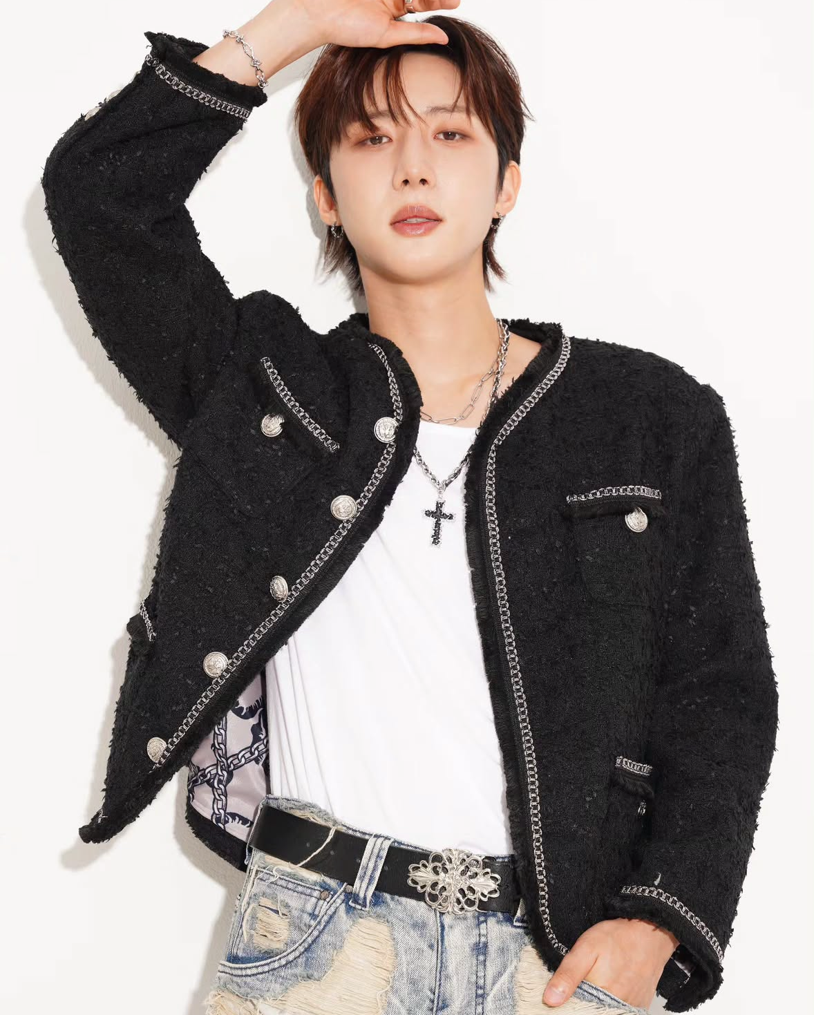 Recent activity shot of Hui (PENTAGON)