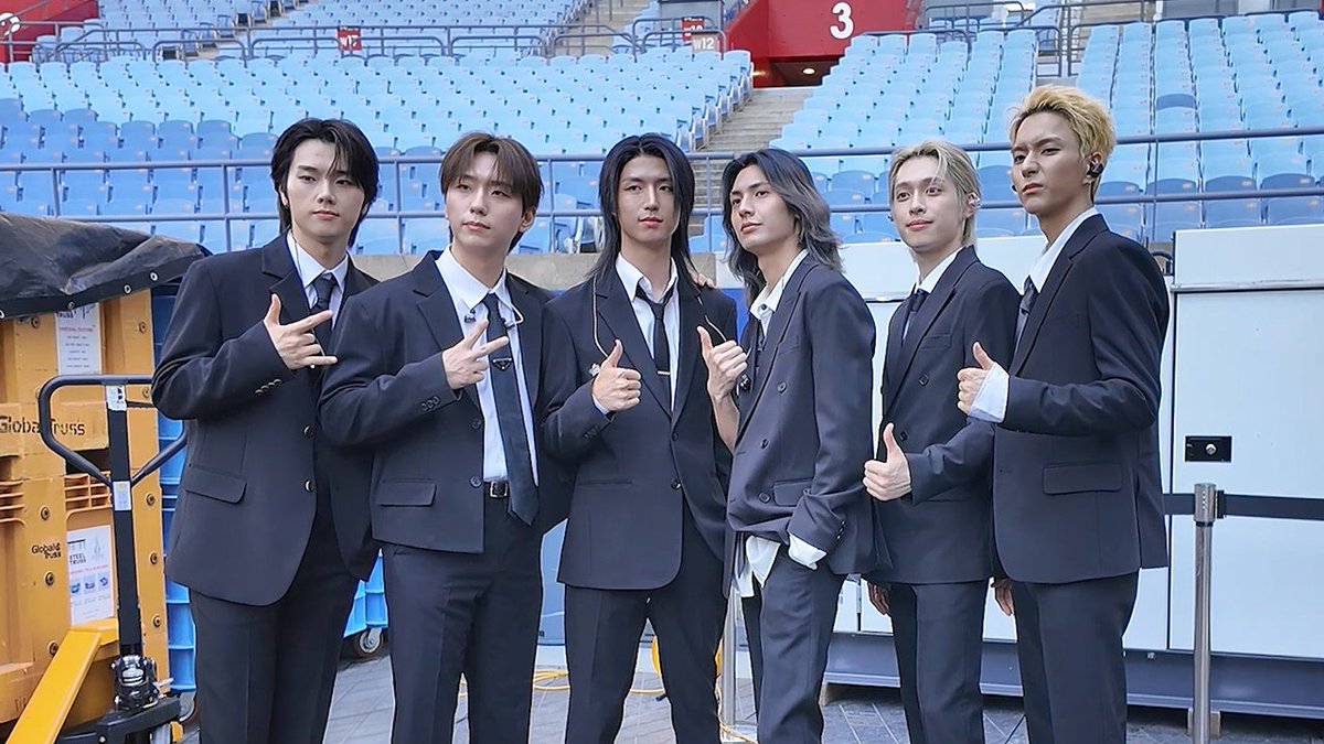 Latest photo of Xdinary Heroes