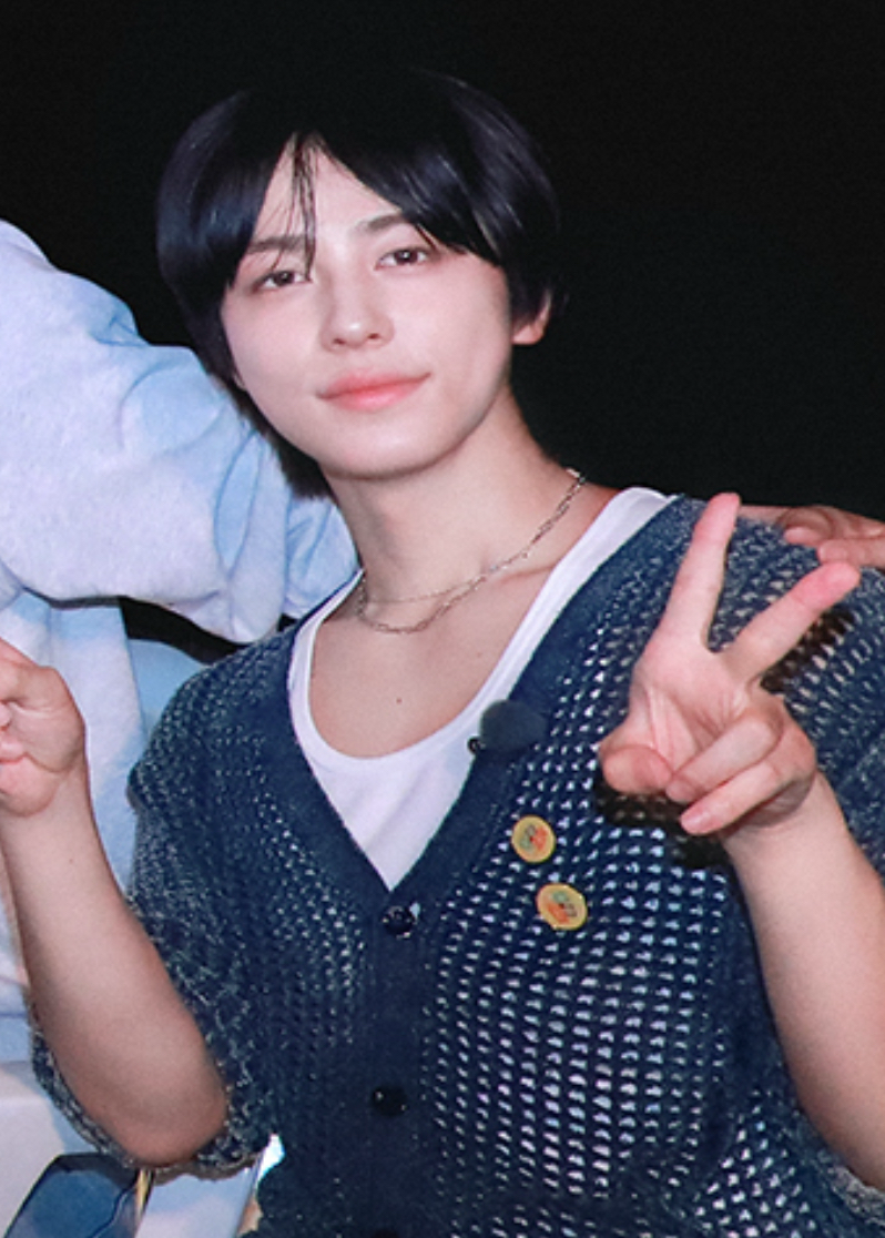 Behind-the-scenes cut of Taki (&TEAM)