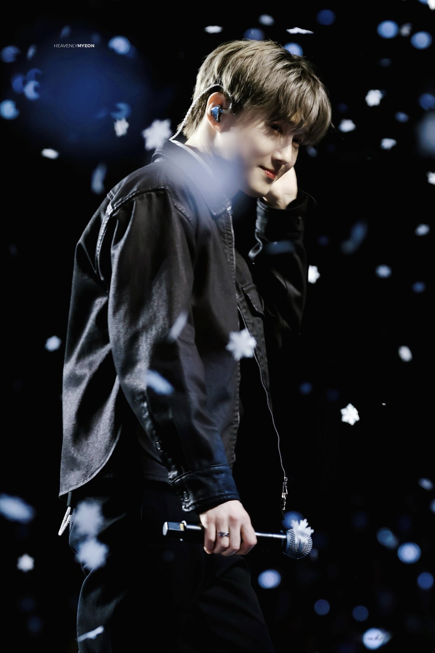 スホ (EXO)の舞台裏ショット