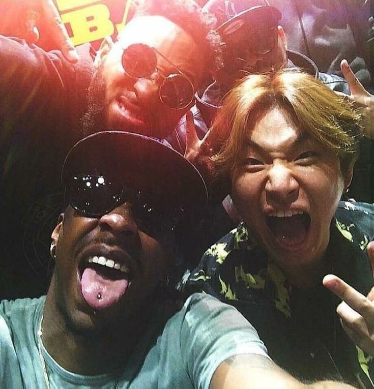D-LITE (BIGBANG)の最近の活動写真