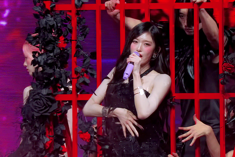 Latest photo of Leeseo (IVE)