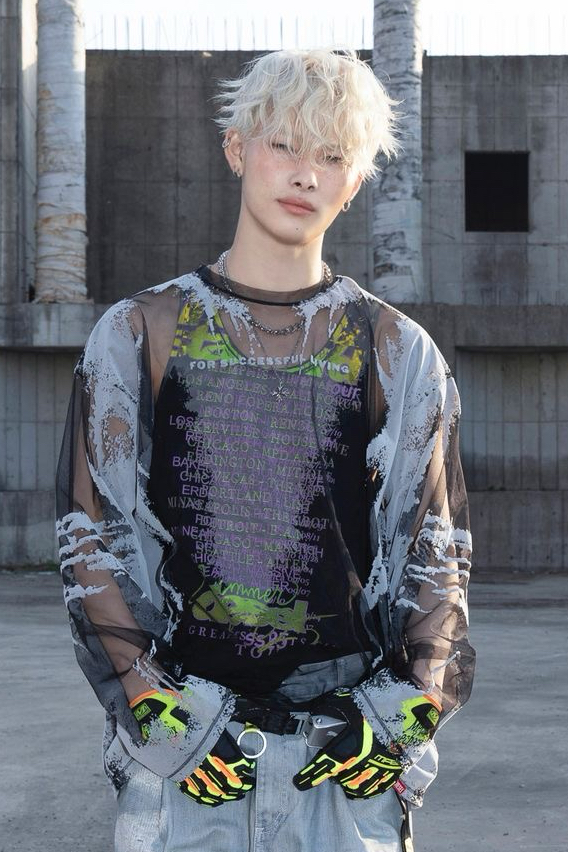 Foto terbaru NI-KI (ENHYPEN)