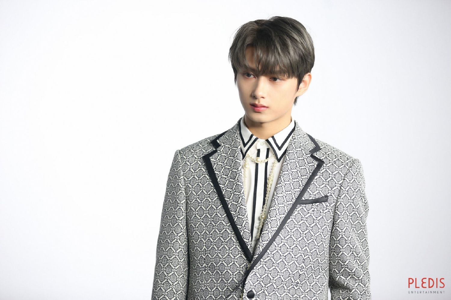 Jun (SEVENTEEN)的幕后花絮