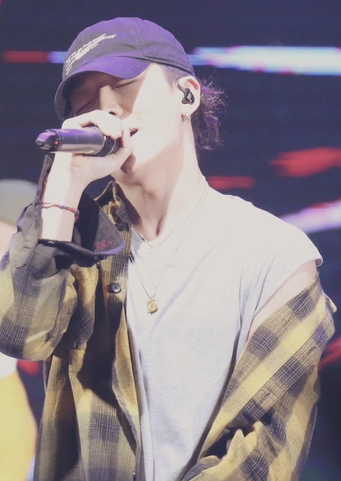 Latest photo of BOBBY (iKON)