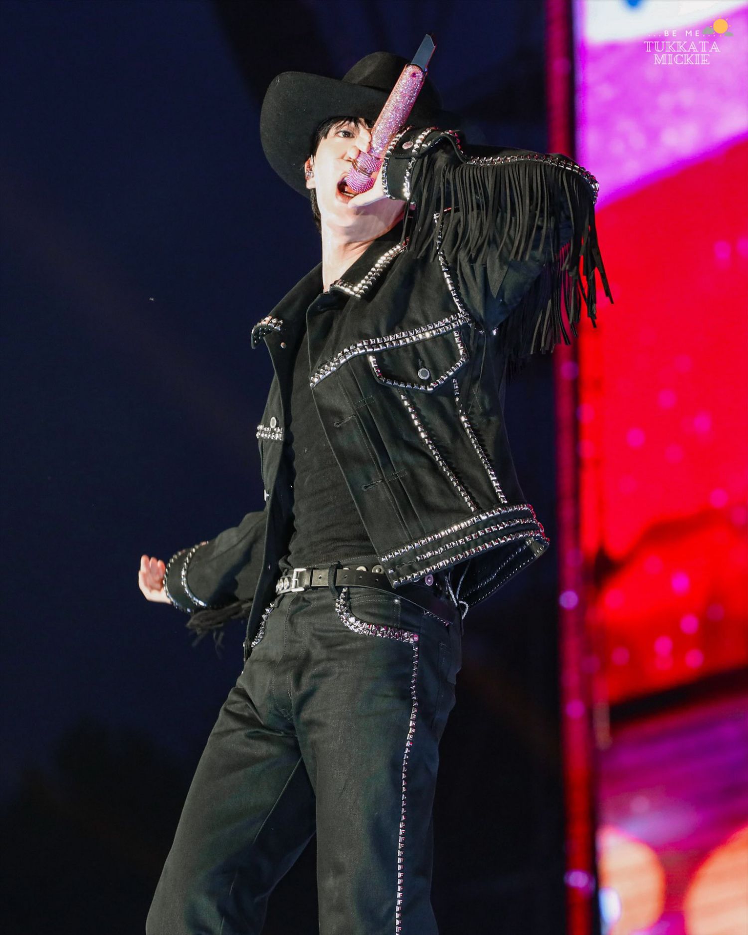 Potret di balik layar Jin (BTS)