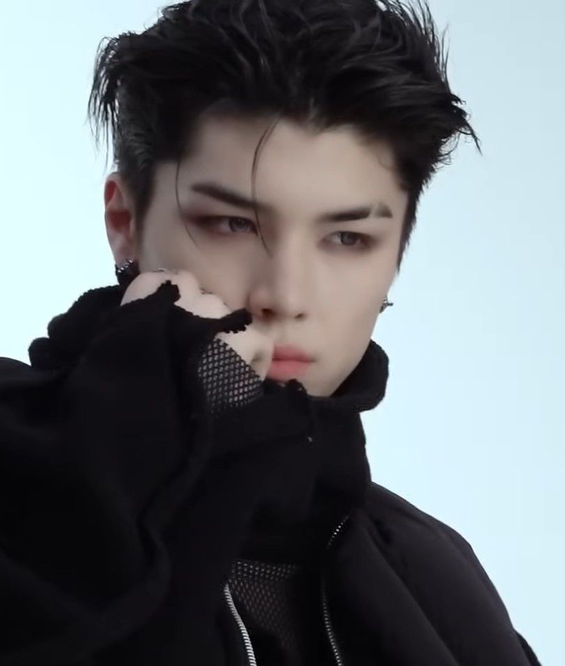 Latest photo of Maki (&TEAM)