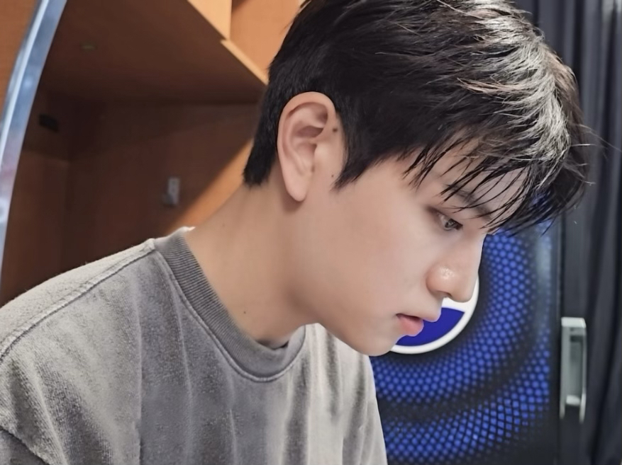 Behind-the-scenes cut of Seungmin (Stray Kids)