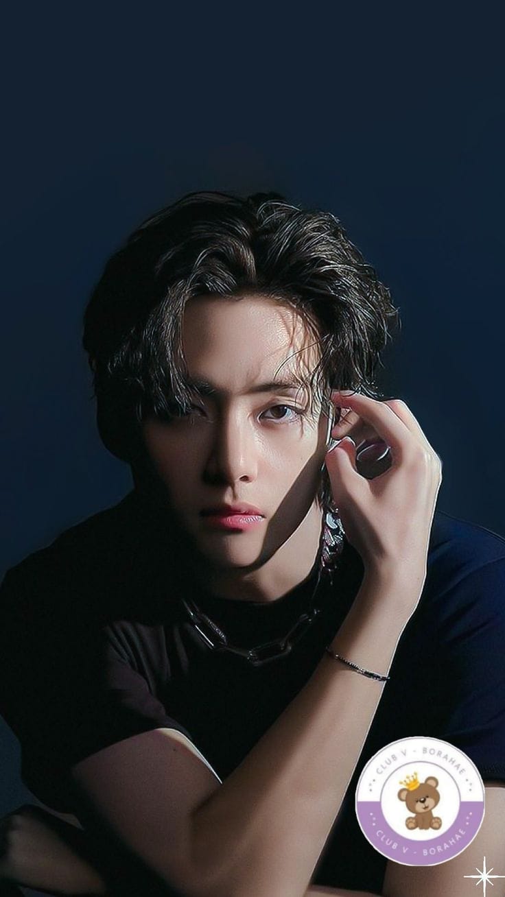 Recent activity shot of V (BTS)