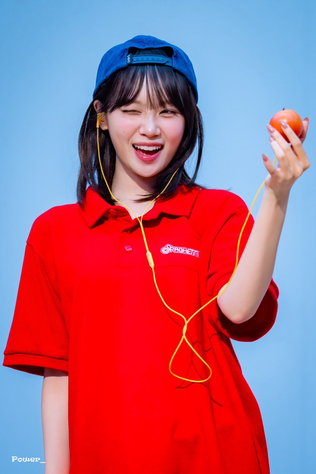 Behind-the-scenes cut of Kim Chaewon (LE SSERAFIM)