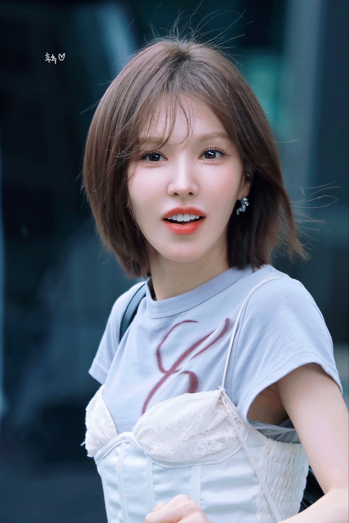 Recent activity shot of Wendy (Red Velvet)