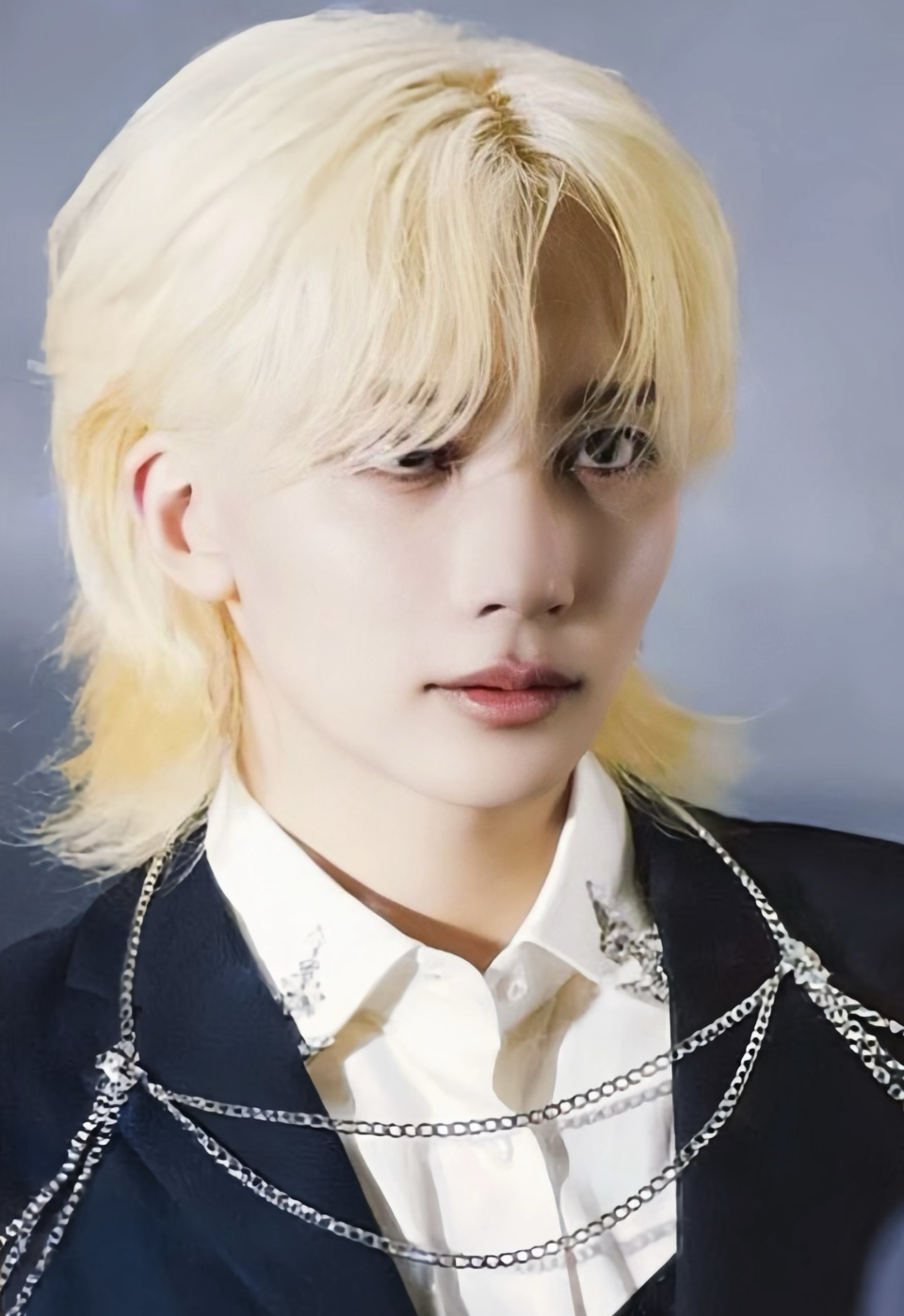 Latest photo of Jeonghan (SEVENTEEN)