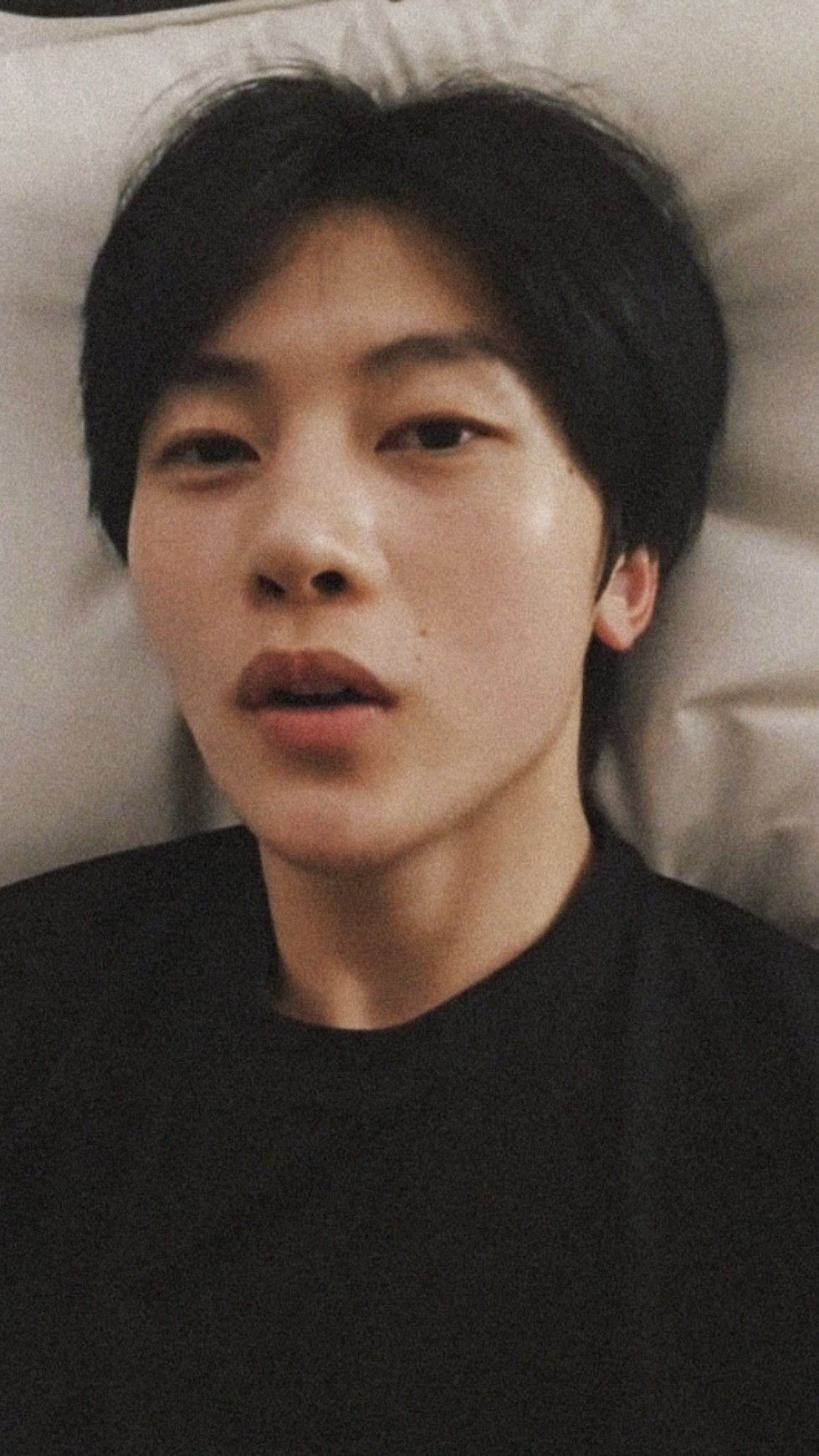 A heartfelt wallpaper shared by Seok Matthew (ZEROBASEONE)'s fans