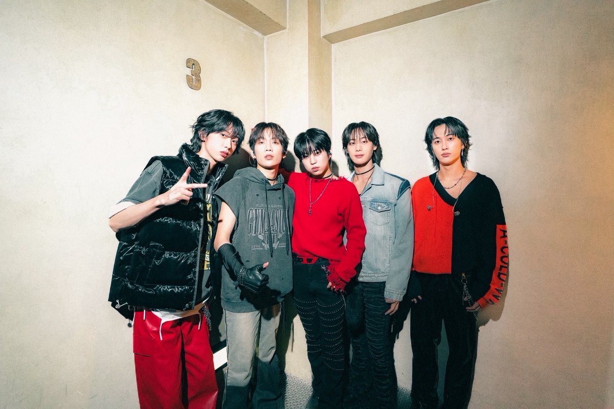 Recent activity shot of Hi-Fi Un!corn