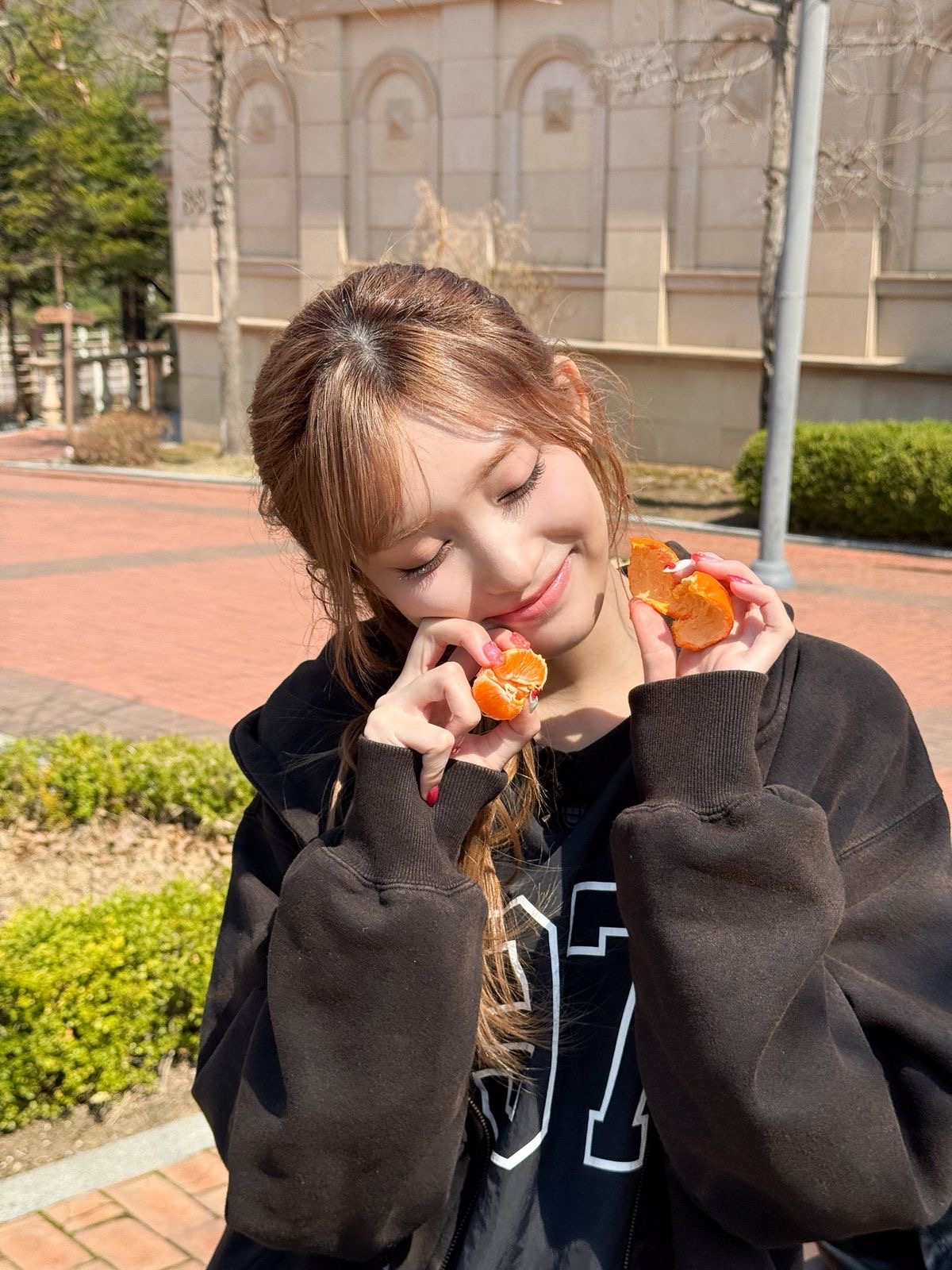 Recent activity shot of Leeseo (IVE)