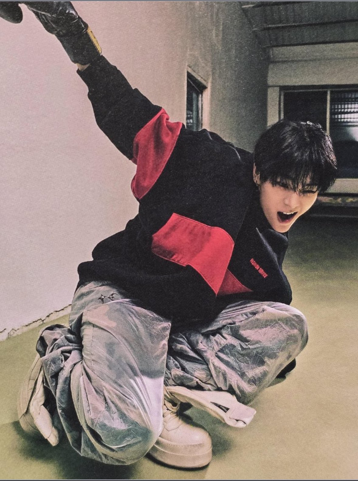 Potret di balik layar Kim Junmin (WHIB)