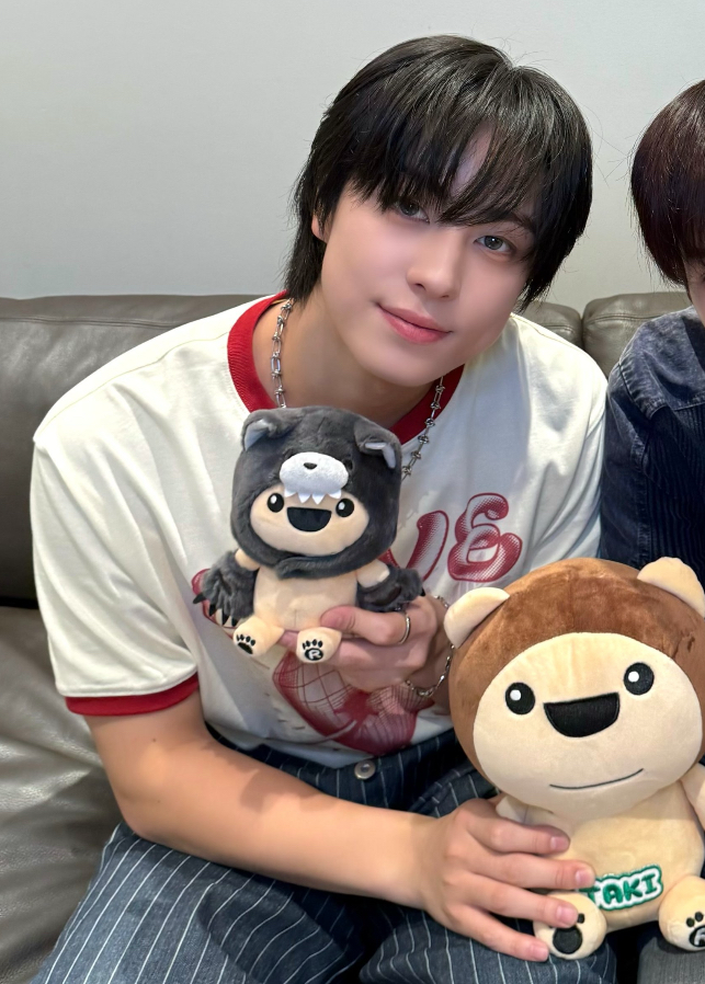 Latest photo of Taki (&TEAM)