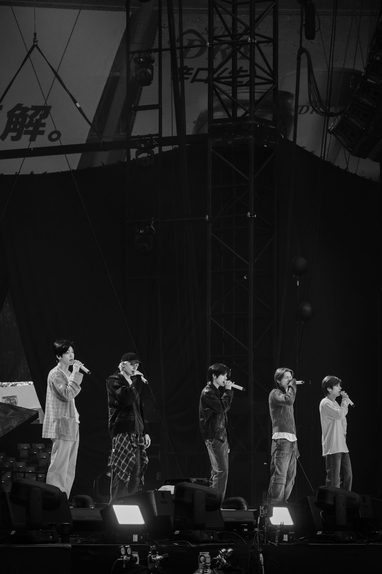 TOMORROW X TOGETHER的最新照片