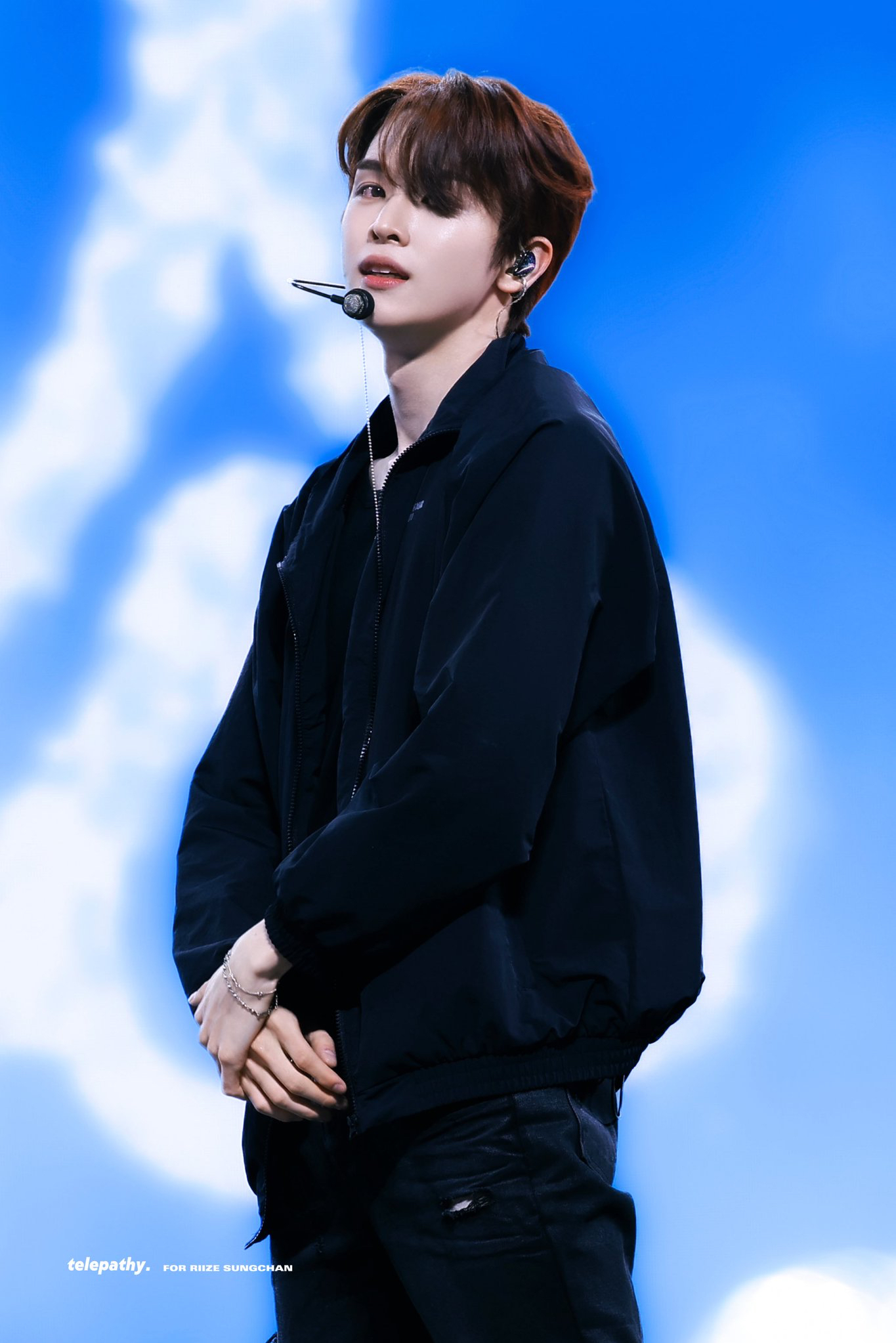Latest photo of Sungchan (RIIZE)