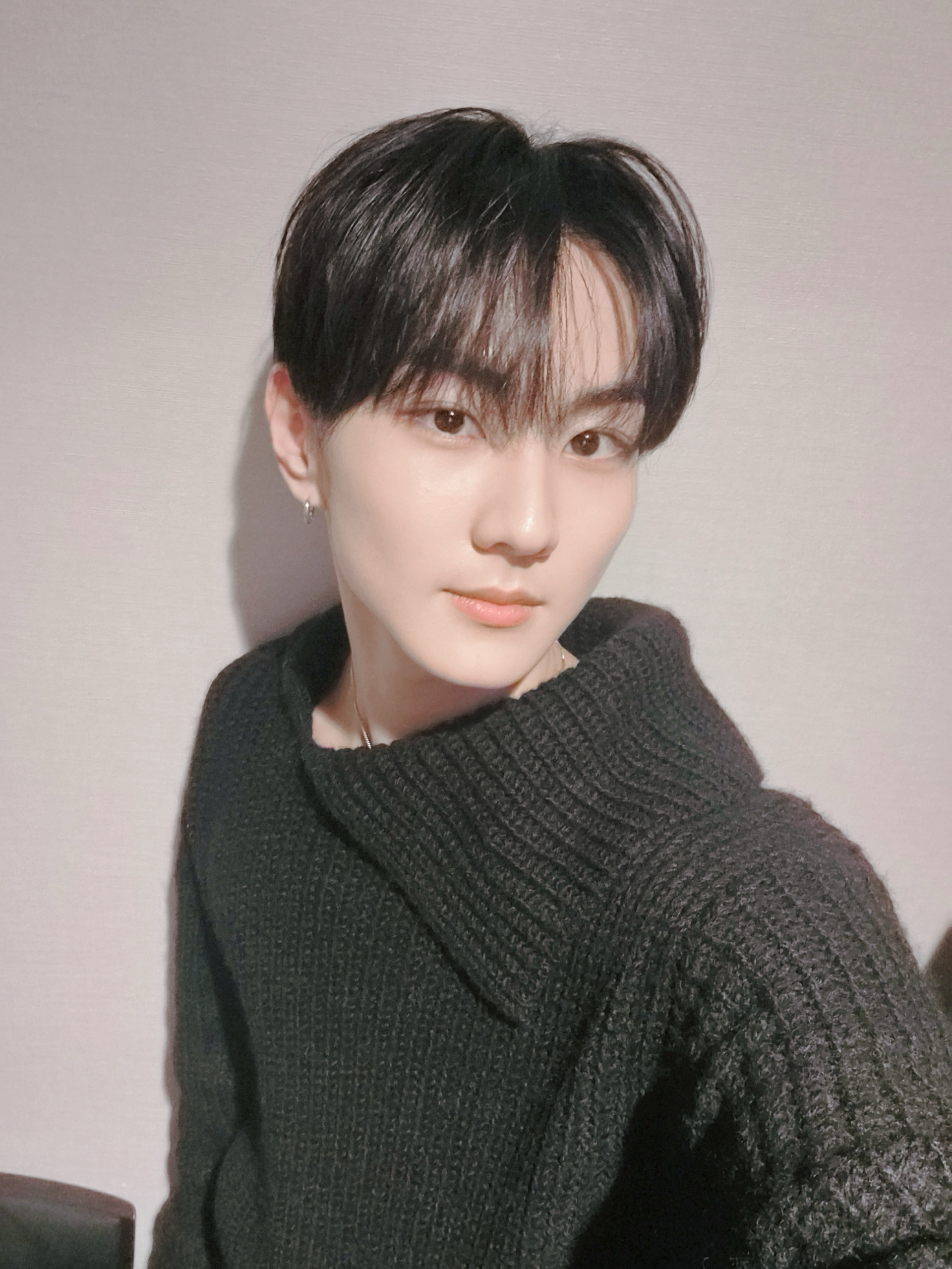 Latest photo of Jungwon (ENHYPEN)