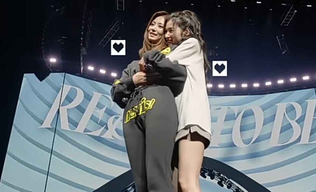 ツウィ (TWICE)の最近の活動写真