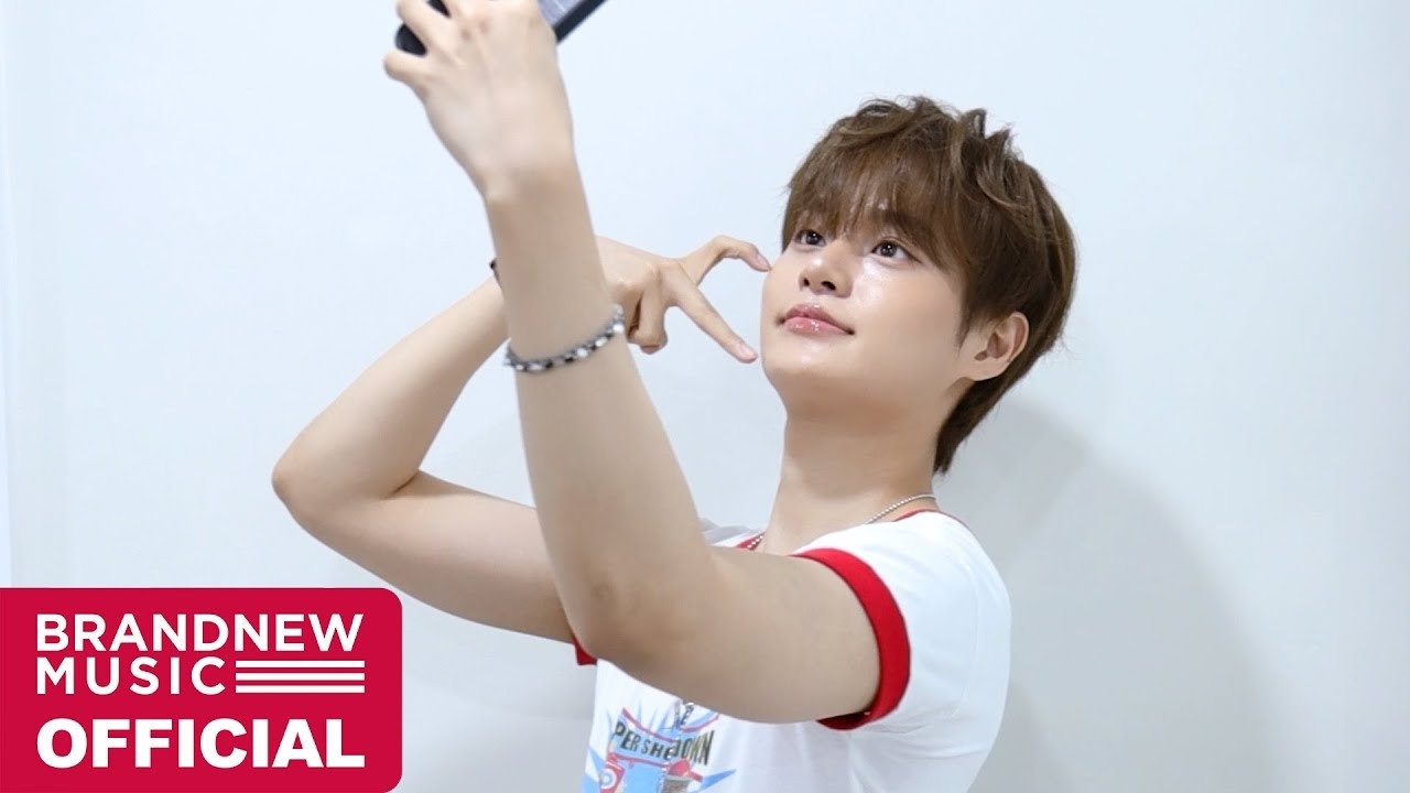 Recent activity shot of Lee Daehwi (AB6IX)