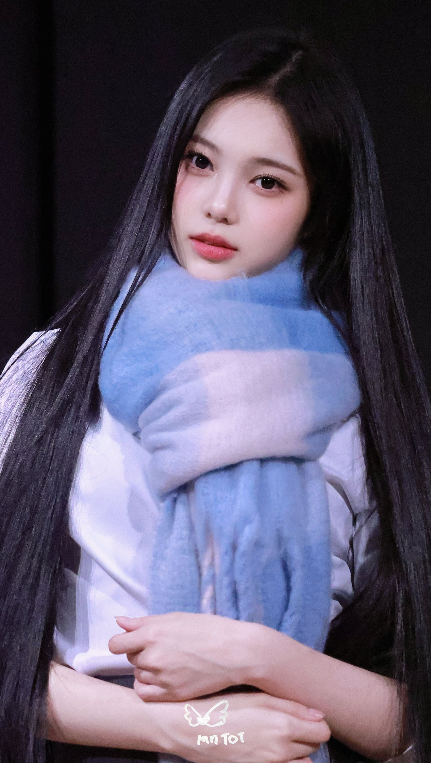 A moment captured by Ian (Hearts2Hearts)'s fan