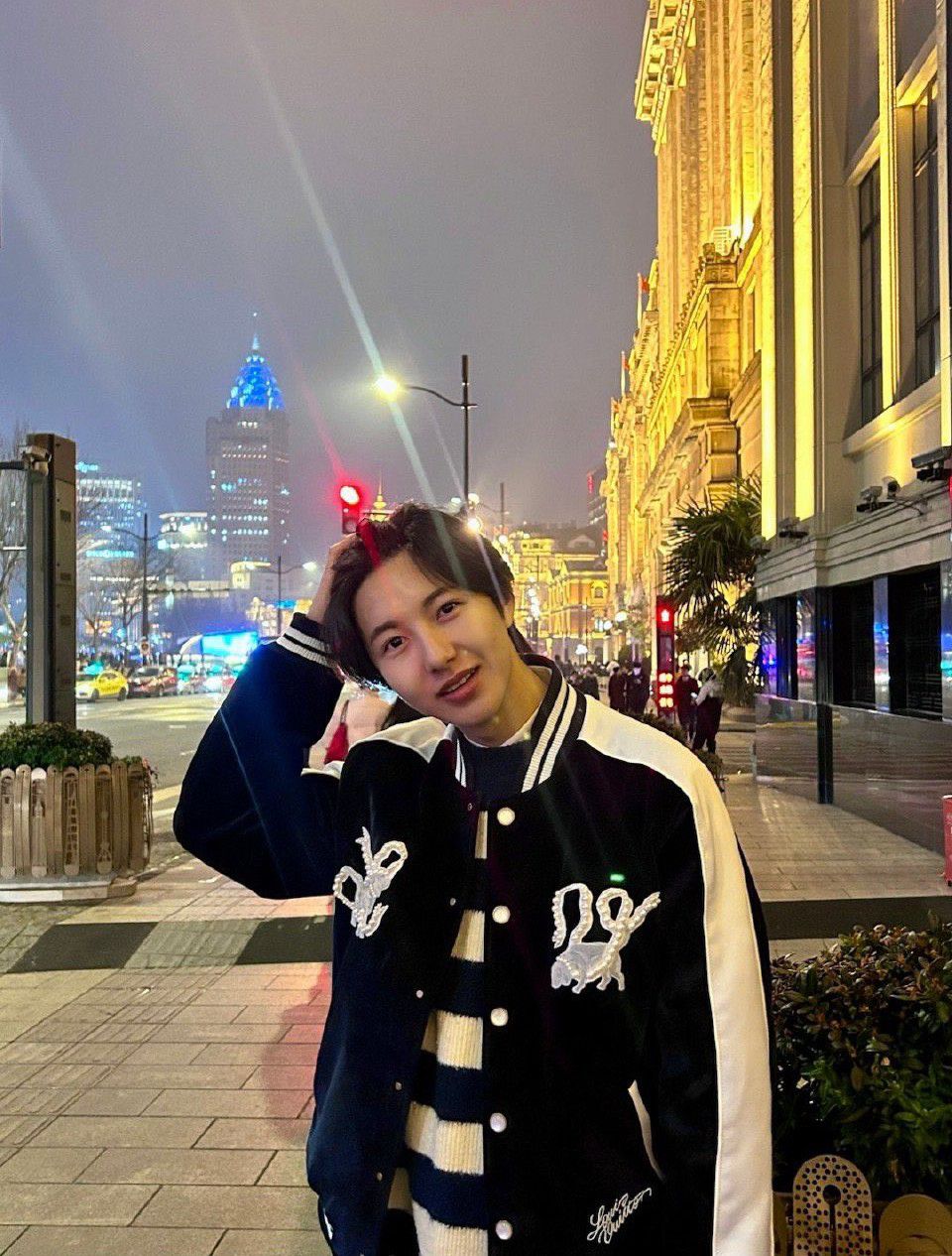 A moment captured by Renjun (NCT DREAM)'s fan