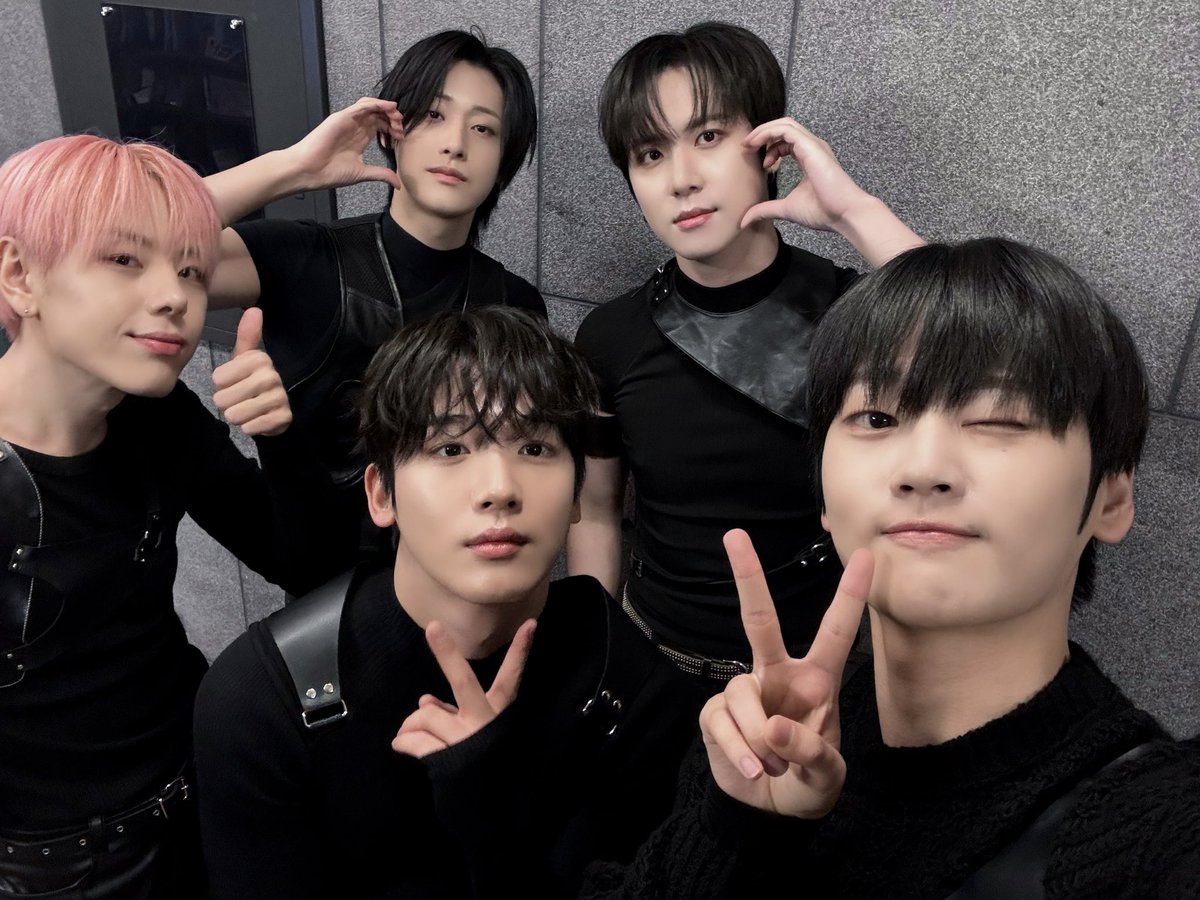 A moment captured by WEi's fan