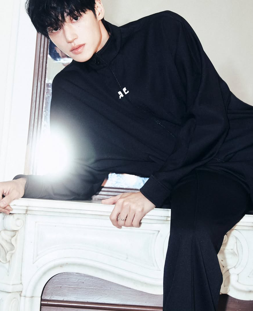 Behind-the-scenes cut of Wooyoung (ATEEZ)