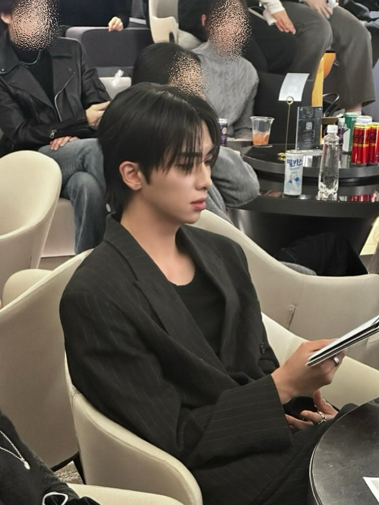 Behind-the-scenes cut of Xiao (UP10TION)