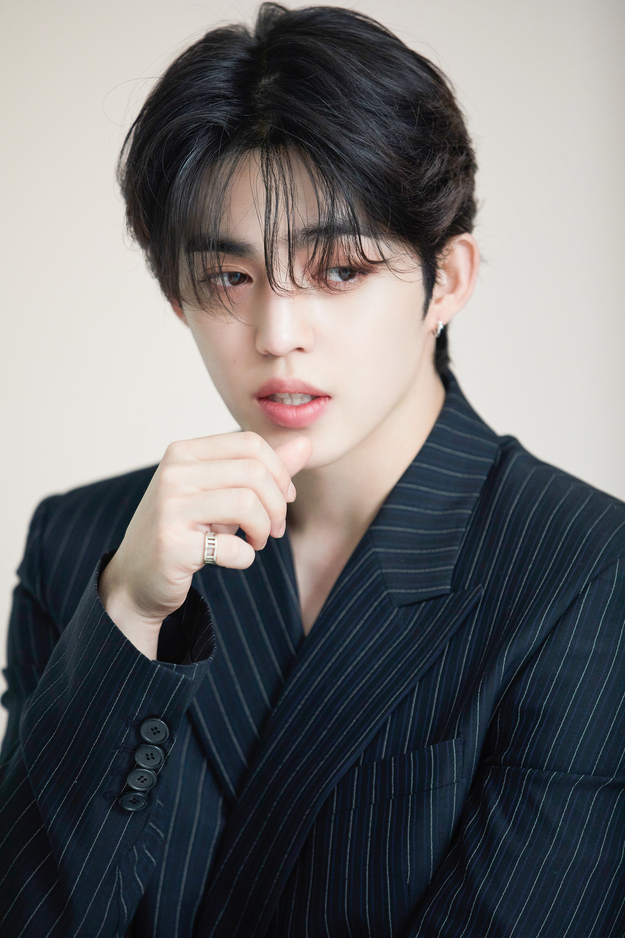 Recent activity shot of S.Coups (SEVENTEEN)