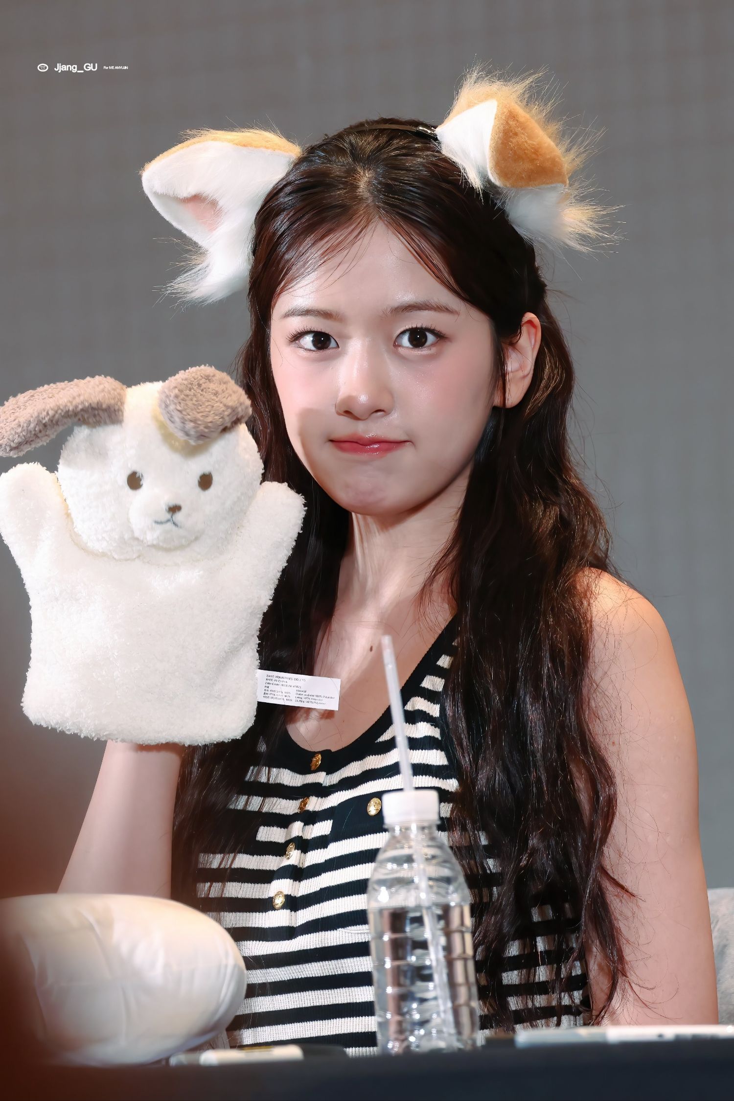 Behind-the-scenes cut of An Yujin (IVE)