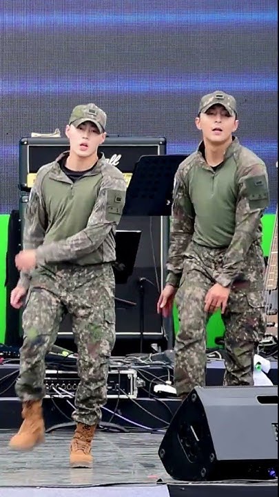 옹성우의 비하인드 컷