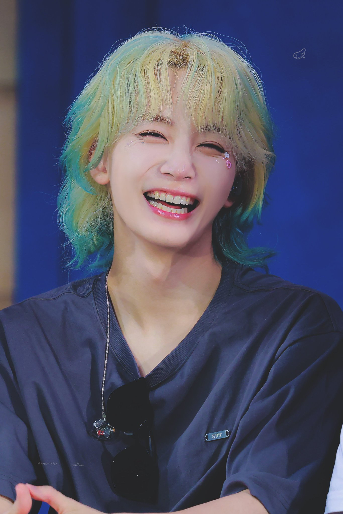 Trending idol content in the community