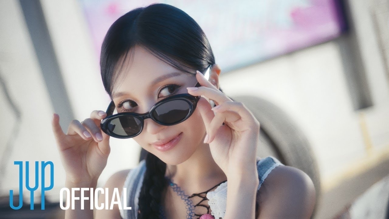 Latest photo of Momo (TWICE)