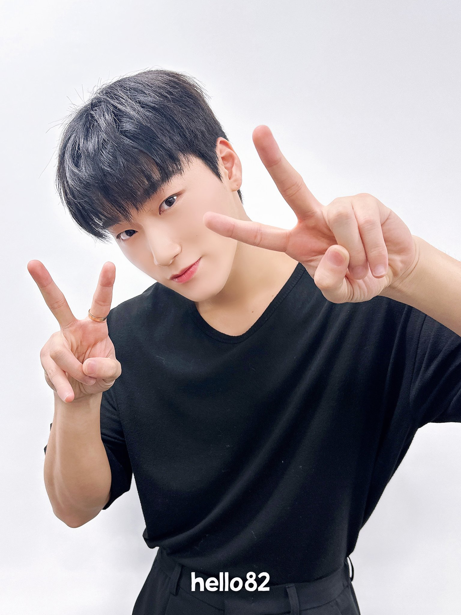 Behind-the-scenes cut of San (ATEEZ)