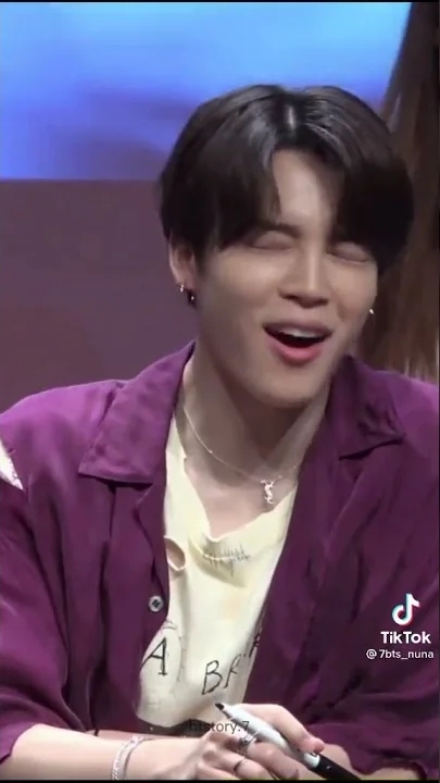 Fandom-recommended wallpaper image of Jimin (BTS)
