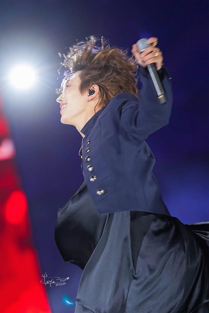 Behind-the-scenes cut of Hongjoong (ATEEZ)