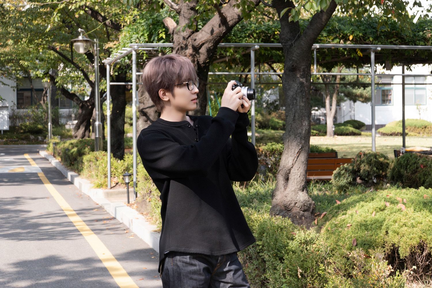 Recent activity shot of Wonwoo (SEVENTEEN)