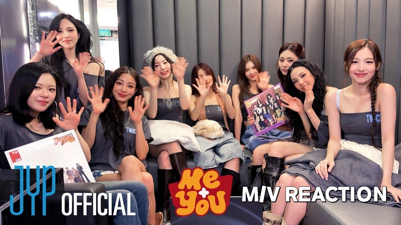 モモ (TWICE)の舞台裏ショット