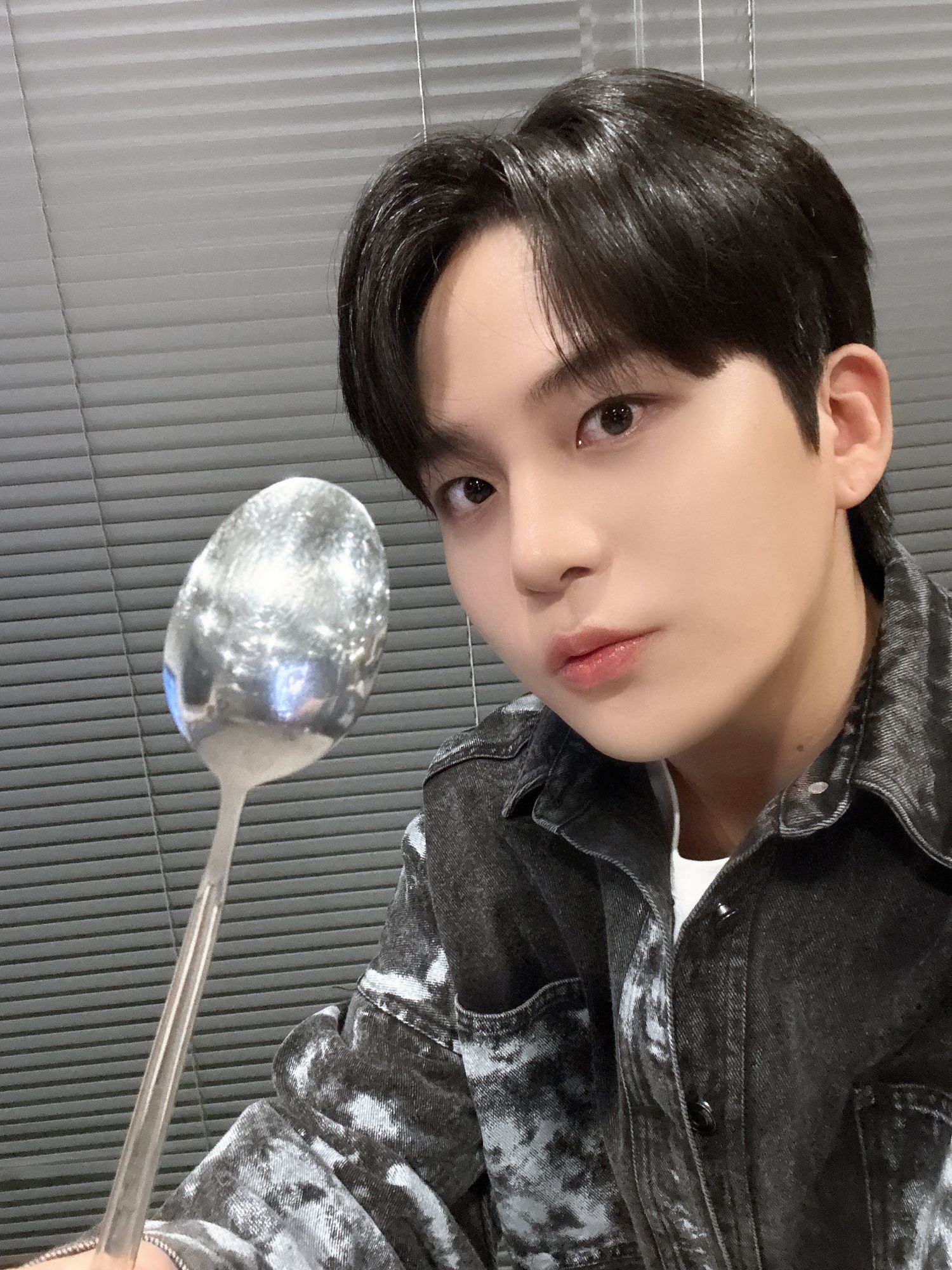 Potret di balik layar Jongho (ATEEZ)