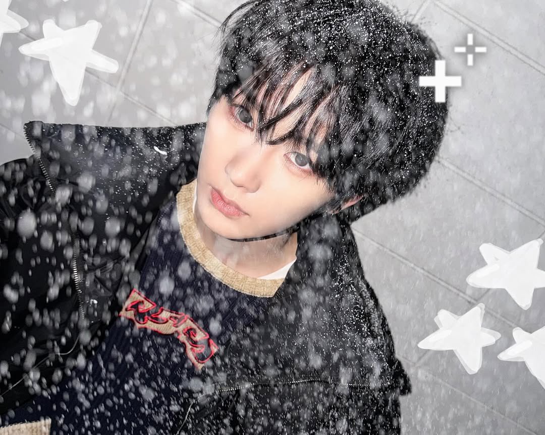 A moment captured by Zhou Anxin (ALPHA DRIVE ONE)'s fan