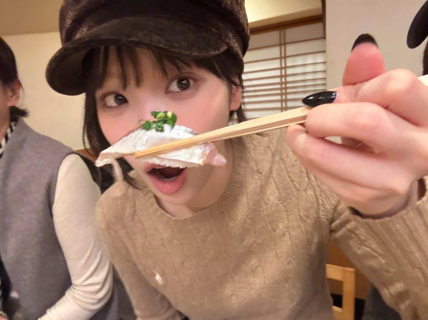 キム・チェウォン (LE SSERAFIM)の舞台裏ショット