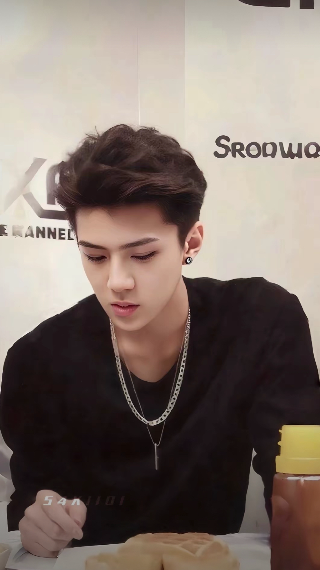 Today's most popular wallpaper in the Sehun (EXO) community