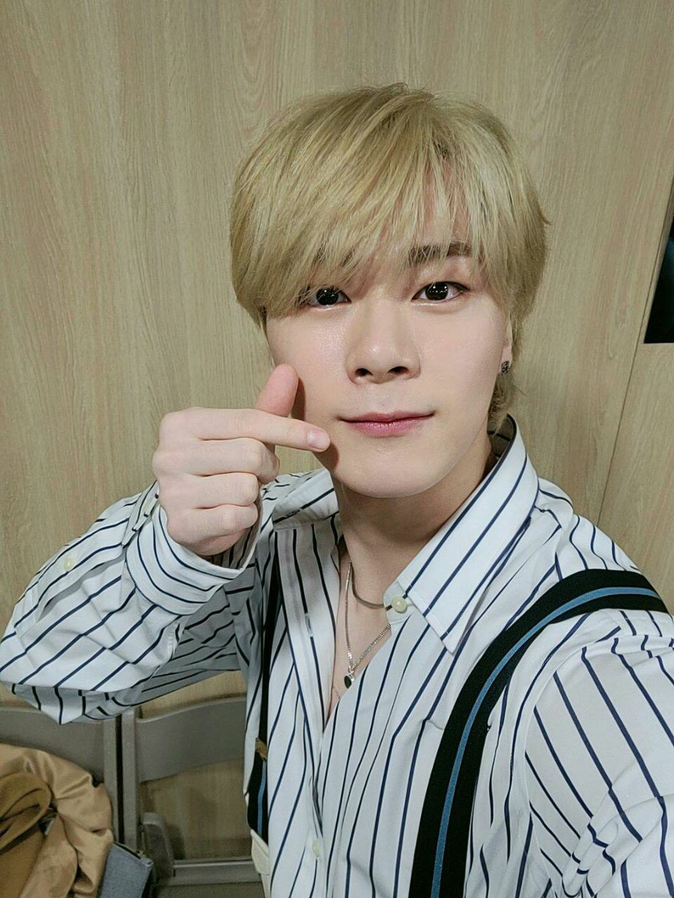 Behind-the-scenes cut of Moonbin (ASTRO)