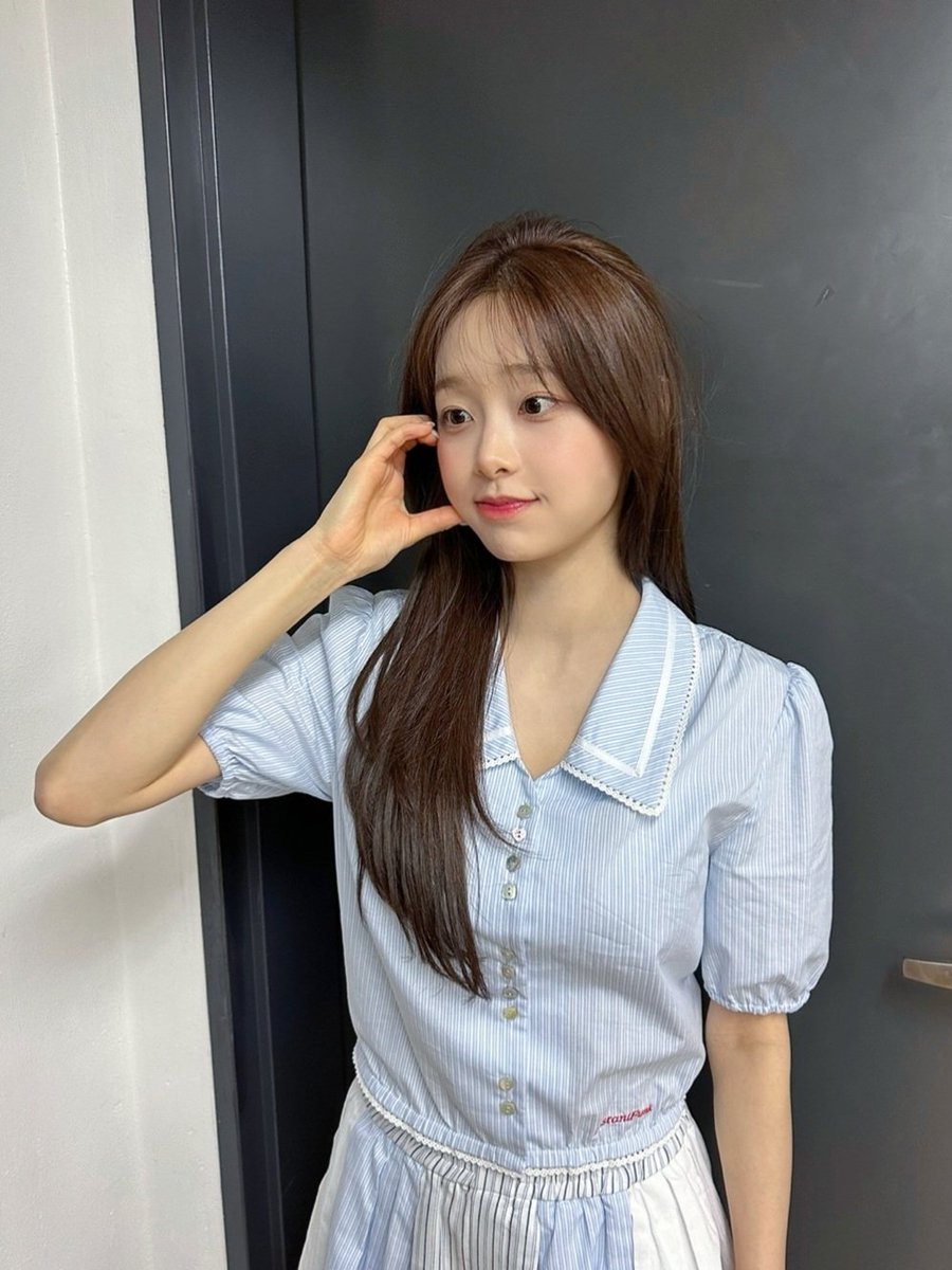 Latest photo of Chuu