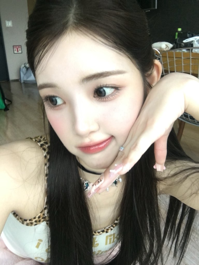 Recent activity shot of Yuha (Hearts2Hearts)