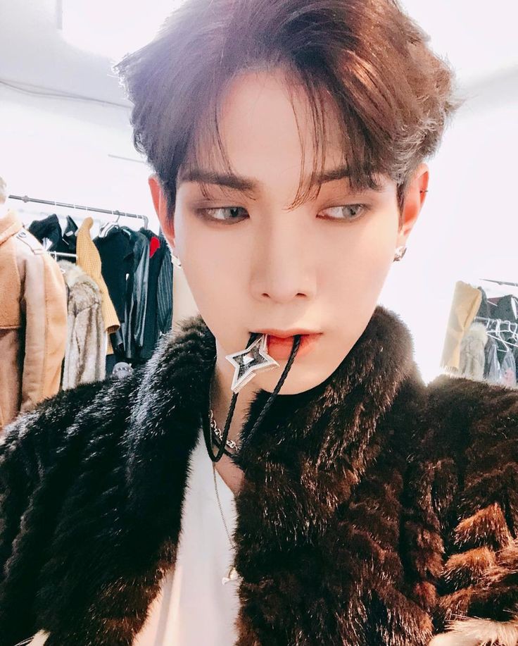 Behind-the-scenes cut of ATEEZ