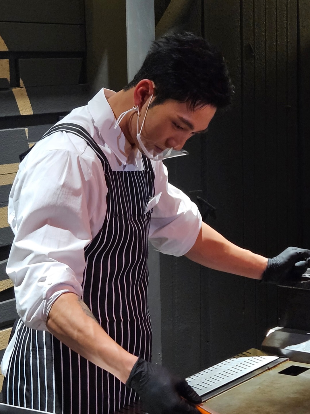 백호의 비하인드 컷